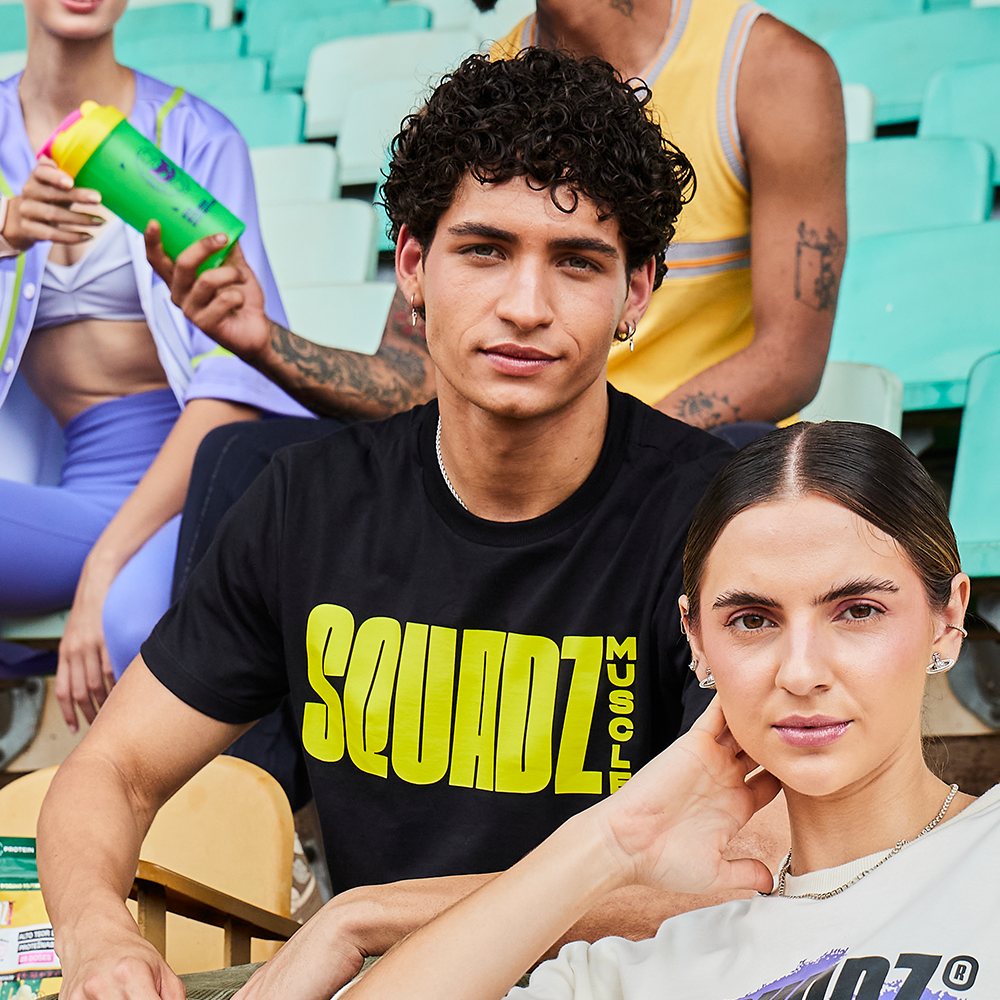 Camiseta Casual Preta com Amarelo SQUADZ MUSCLE